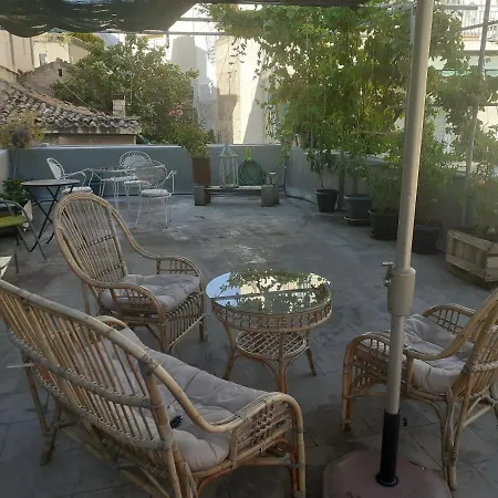 17 Flats And Roof Garden-3